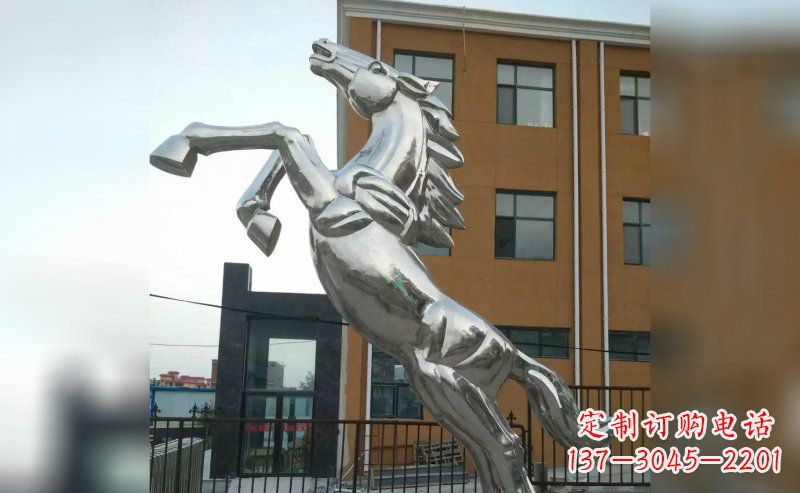 长沙驰骋草原,唯美马雕