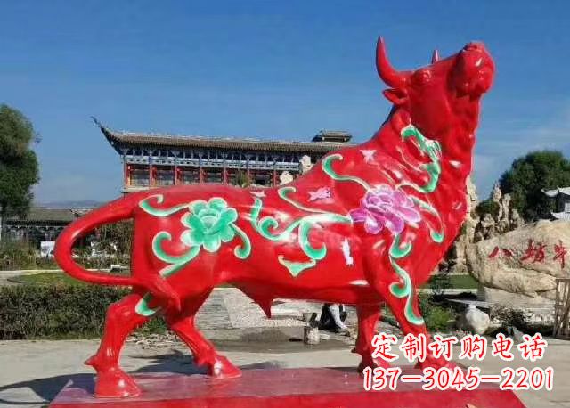 长沙玻璃钢红牛雕塑