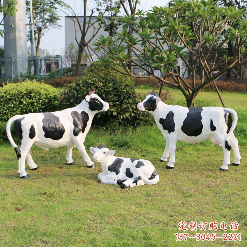 长沙玻璃钢仿真奶牛雕塑