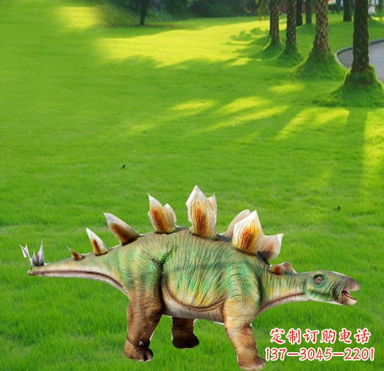 长沙仿真恐龙雕塑玻璃钢棘背龙