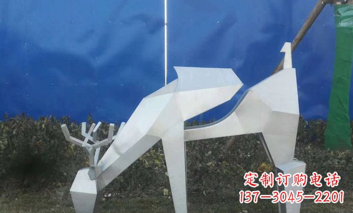 长沙梅花鹿不锈钢不规则雕塑的传奇