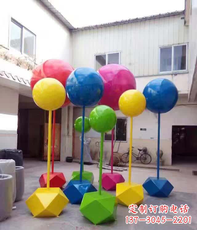 长沙不锈钢彩色气球雕塑艺术的绚丽缤纷