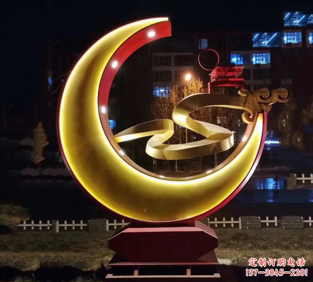 长沙绚丽的不锈钢月亮雕塑