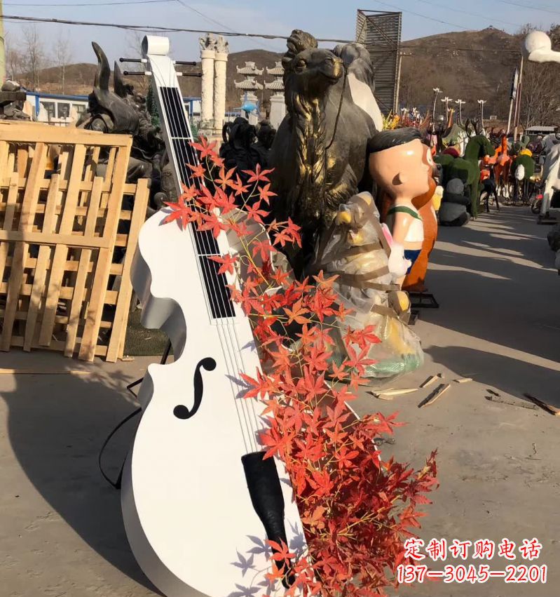 长沙不锈钢大提琴雕塑—精致的艺术精品