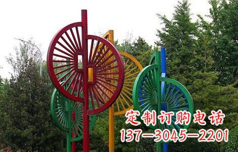 长沙不锈钢风车雕塑——动态美的艺术结晶