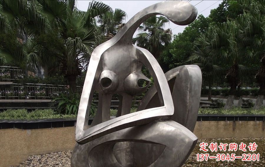 长沙青春靓丽不锈钢美女人物雕塑