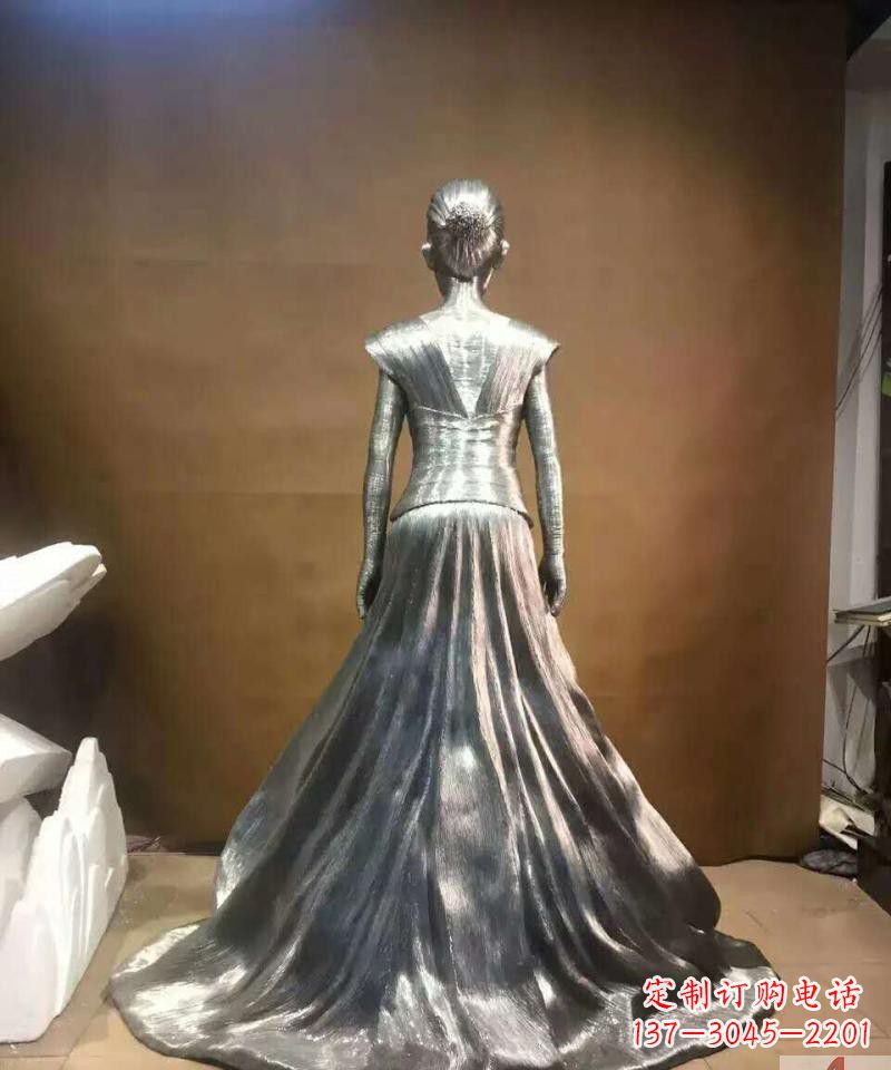 长沙女性之美不锈钢抽象女人身影雕塑