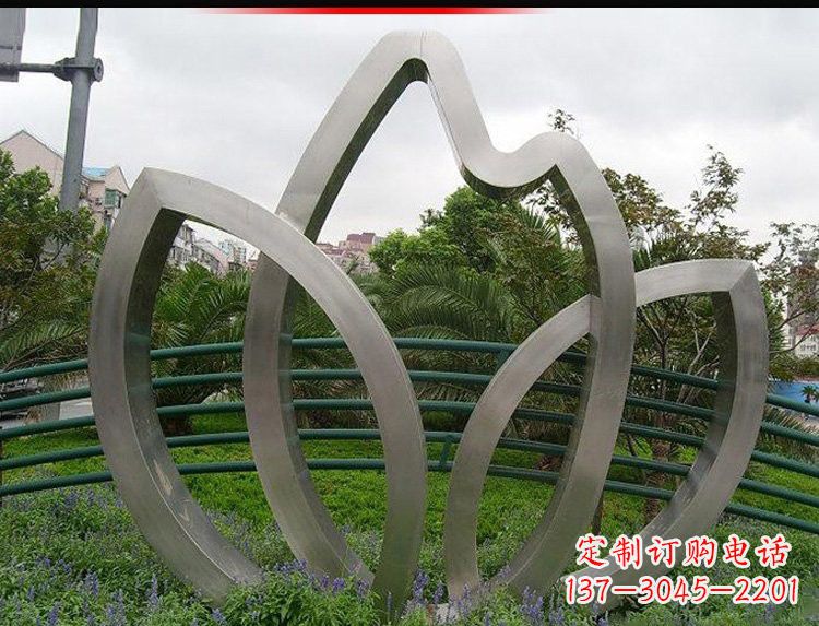 长沙不锈钢树叶雕塑美丽与力量的完美结合