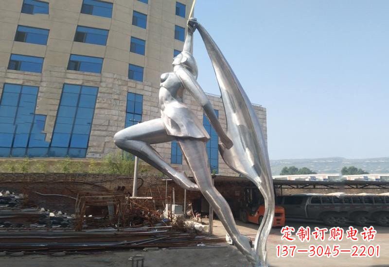 长沙不锈钢女孩雕塑