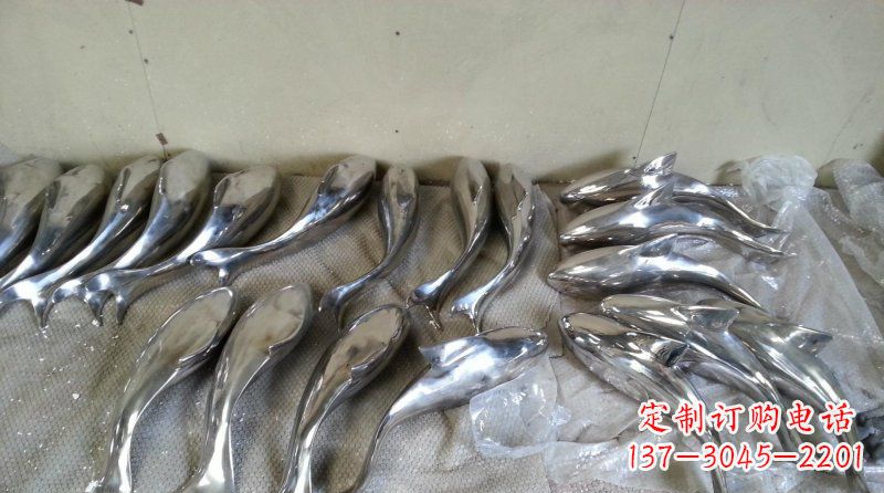 长沙精美的不锈钢动物雕塑