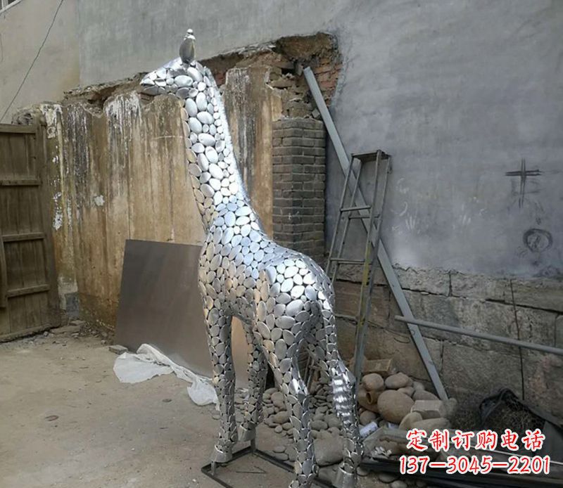 长沙精美不锈钢长颈鹿雕塑