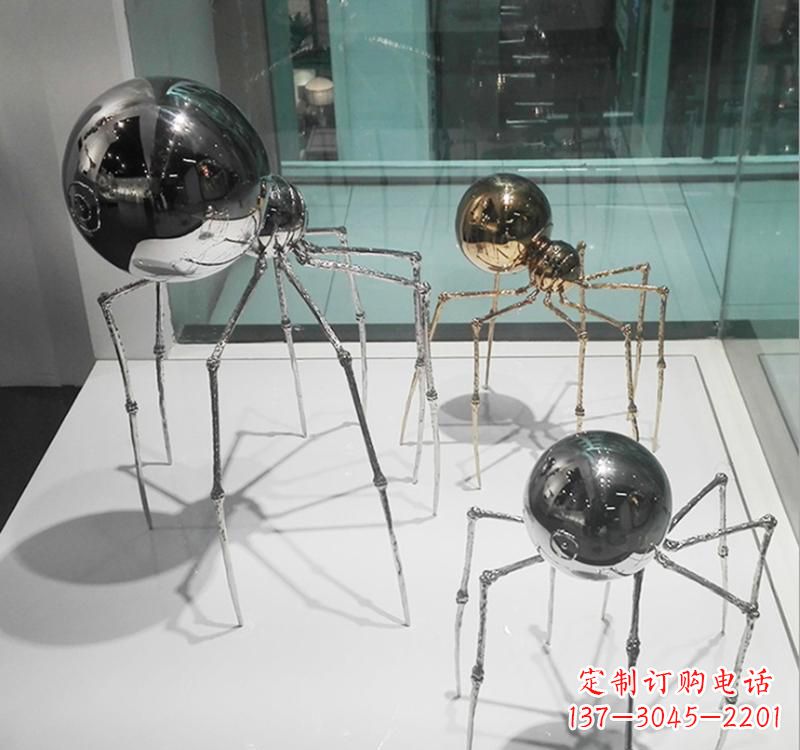 长沙不锈钢蜘蛛侠雕塑