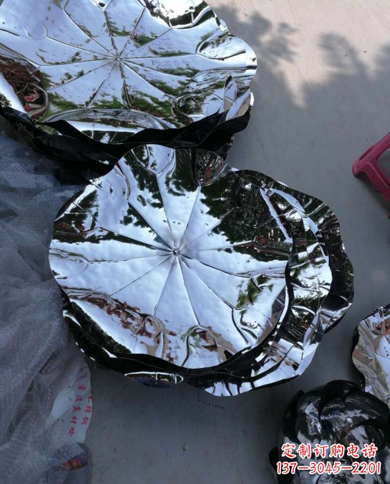 长沙不锈钢锻造的莲花雕塑