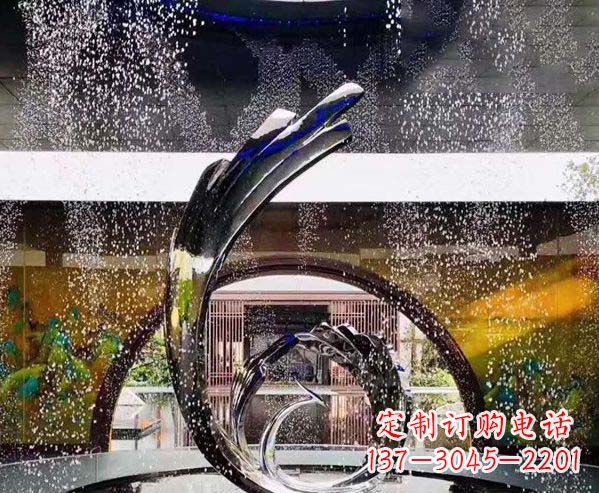 长沙凤凰雕塑优雅的不锈钢艺术