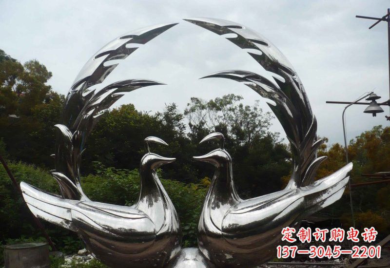 长沙不锈钢孔雀雕塑精致美丽的艺术品
