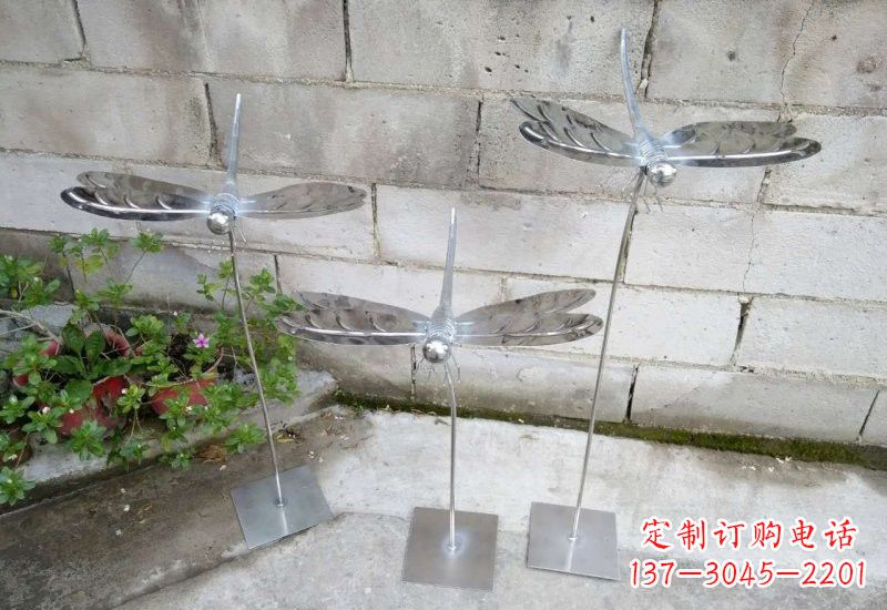 长沙动物雕塑不锈钢蜻蜓的精美镜面