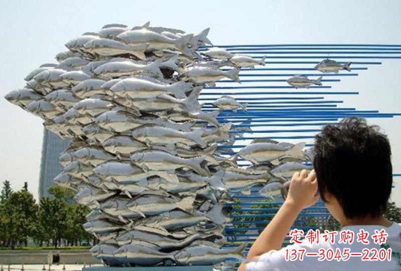 长沙不锈钢公园鲤鱼雕塑传承传统文化