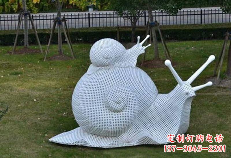 长沙不锈钢公园的“母子蜗牛”雕塑