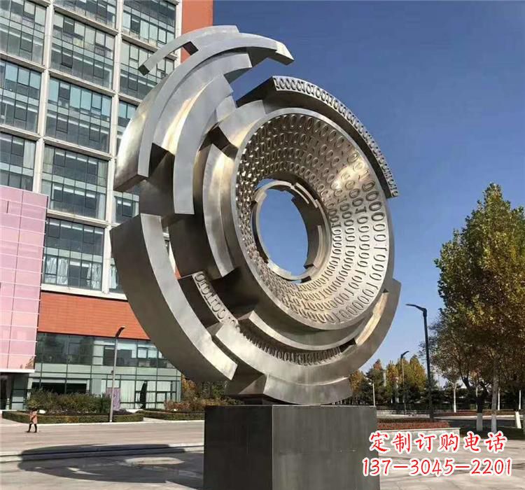 长沙不锈钢齿轮雕塑流动的美丽