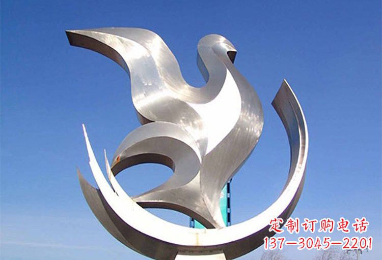 长沙不锈钢鸽子雕塑象征着和平