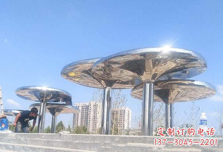 长沙不锈钢广场凉亭雕塑——精美雕塑点缀美丽环境