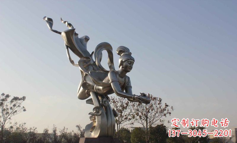 长沙不锈钢蟠桃仙女雕塑美丽的传说