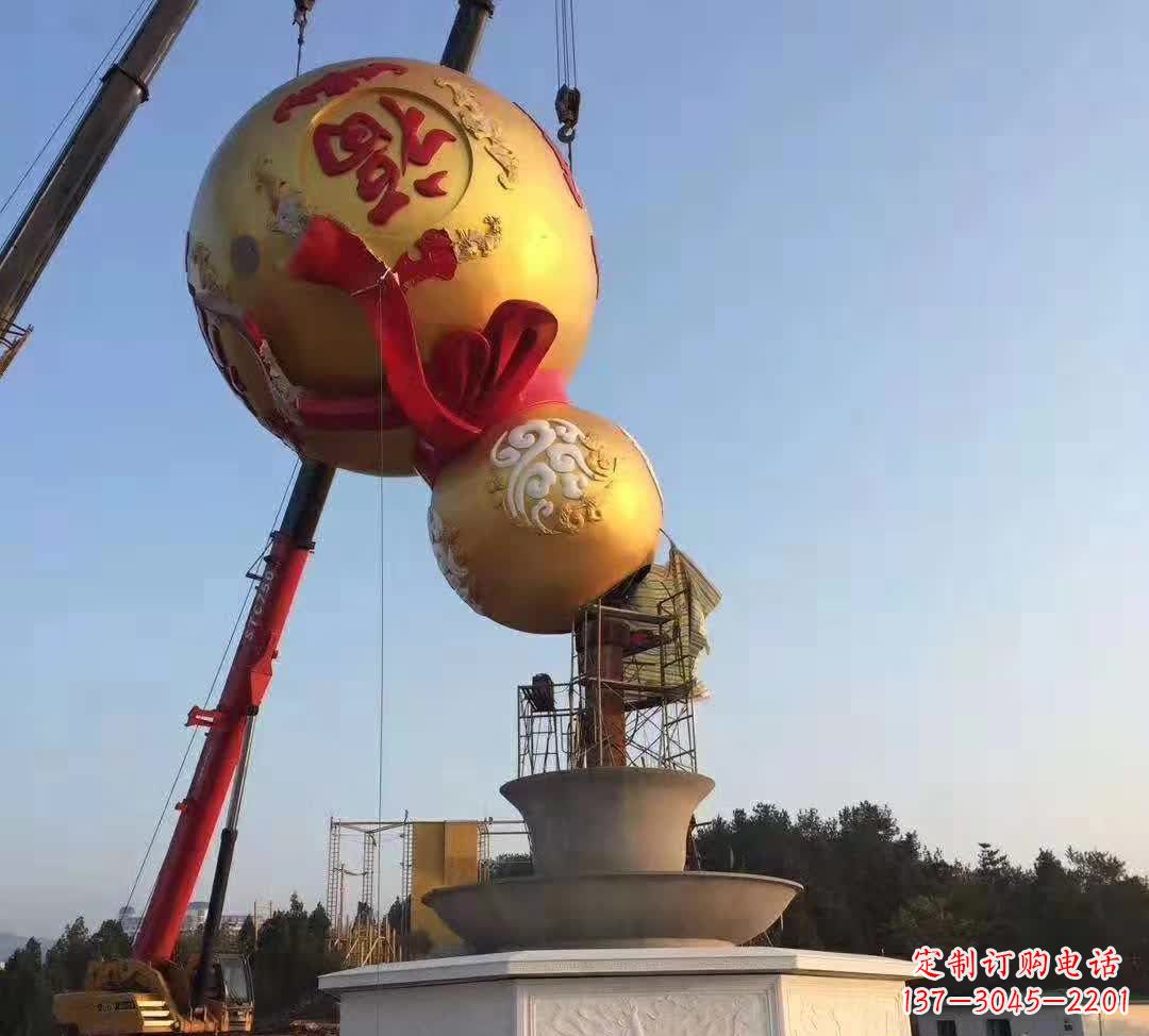 长沙不锈钢葫芦景观雕塑精美绝伦