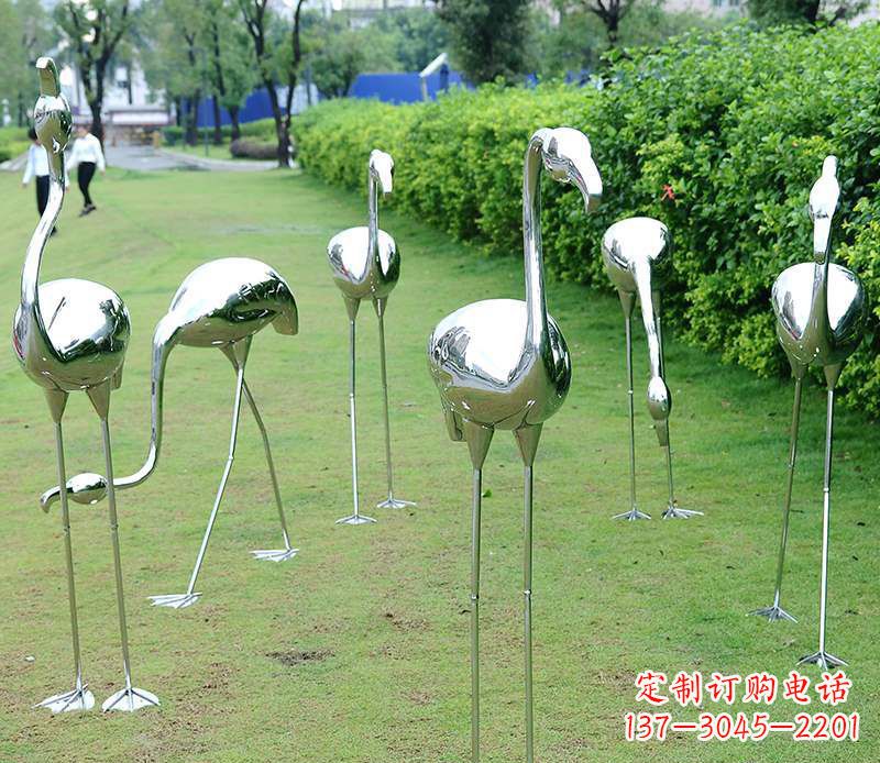 长沙不锈钢火烈鸟雕塑美丽的艺术杰作