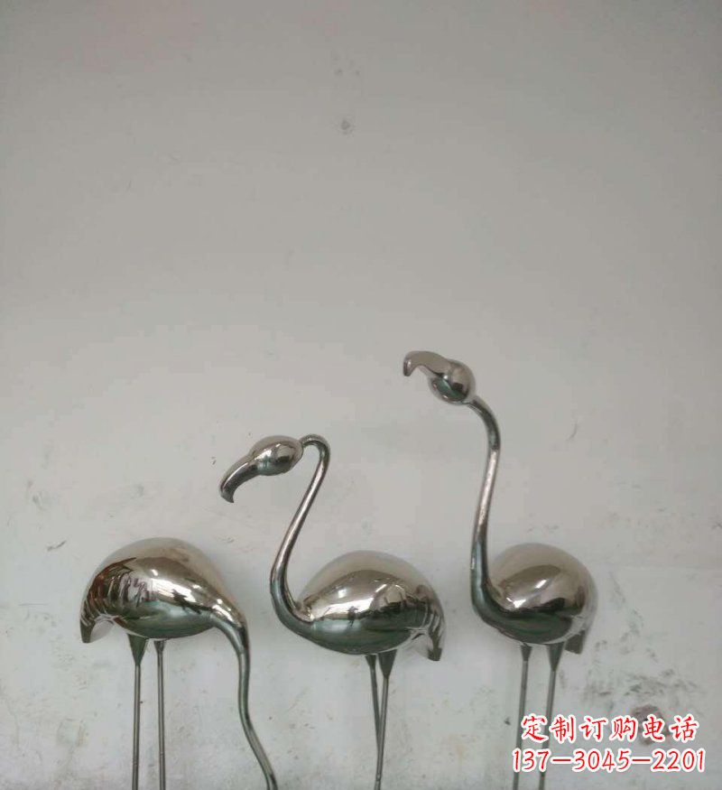 长沙不锈钢火烈鸟雕塑把自然之美带入公园
