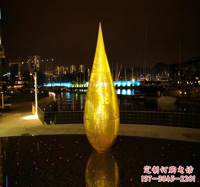 长沙不锈钢水滴雕塑给环境带来美丽