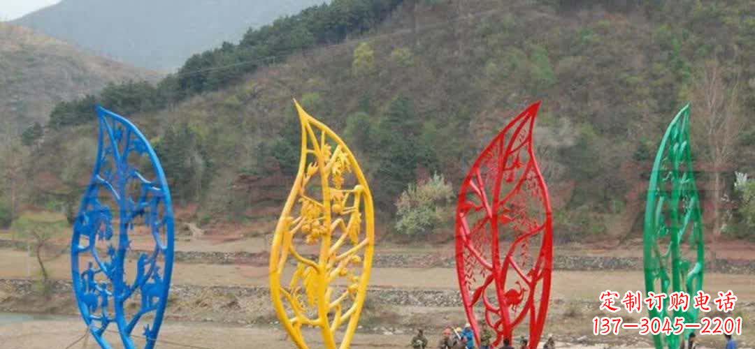 长沙不锈钢景区镂空树叶雕塑——美妙的自然之美