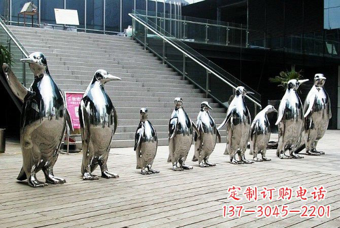 长沙企鹅雕塑——精致的不锈钢艺术