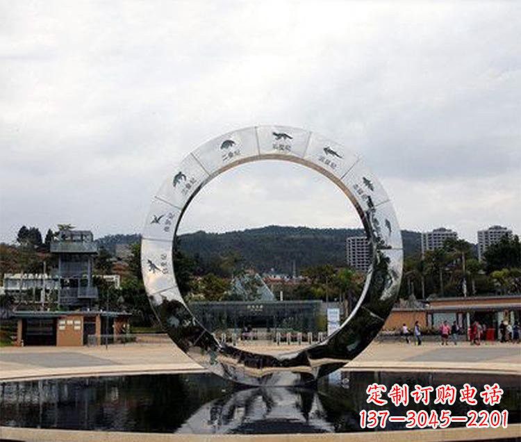 长沙恐龙圆环雕塑让恐龙永久存在