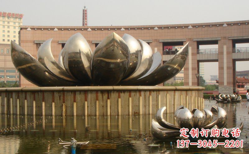 长沙不锈钢莲花雕塑一种精美的艺术品
