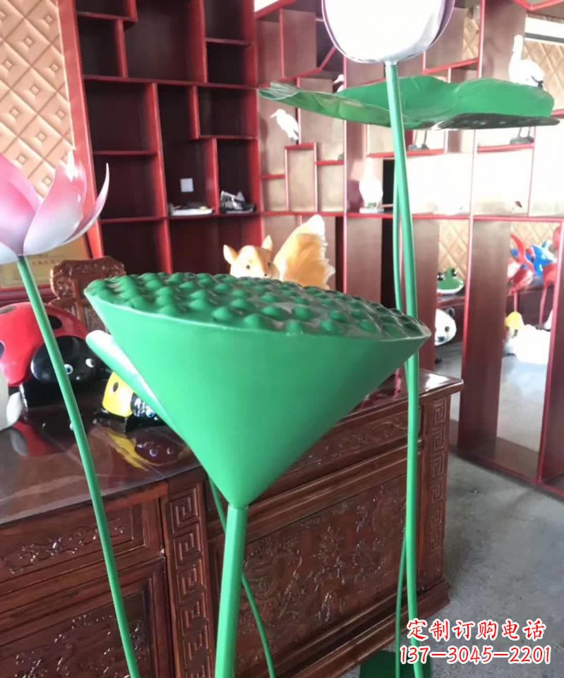 长沙不锈钢莲藕雕塑引领现代景观艺术