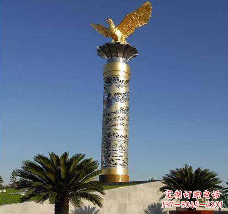 长沙不锈钢龙柱雕塑把神秘的传统融入现代