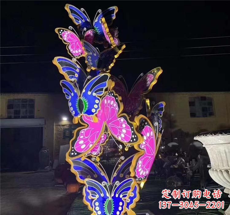 长沙不锈钢镂空蝴蝶雕塑——自由自在的艺术风景