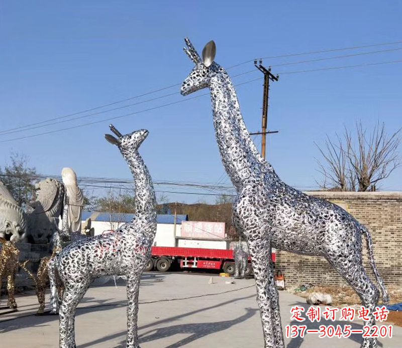 长沙不锈钢镂空长颈鹿雕塑
