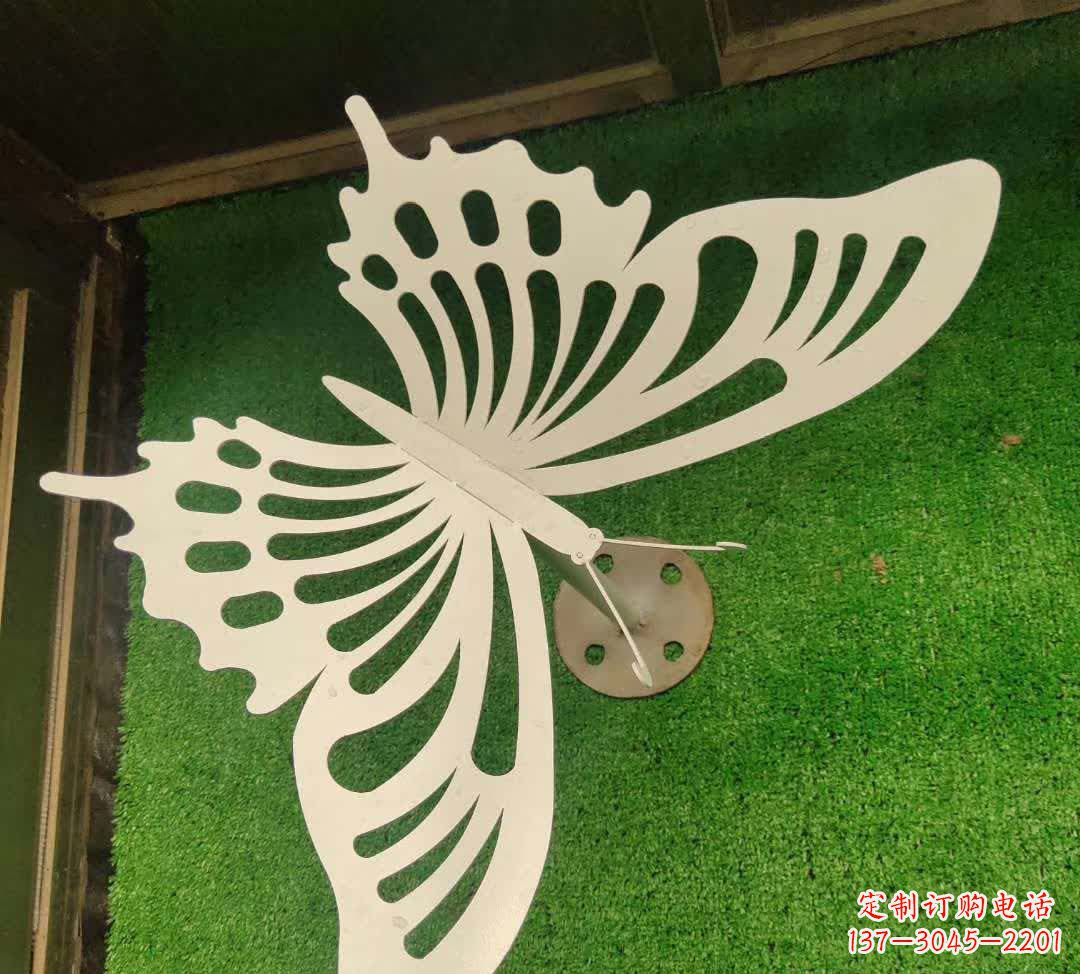 长沙不锈钢镂空蝴蝶雕塑灵动翩跹