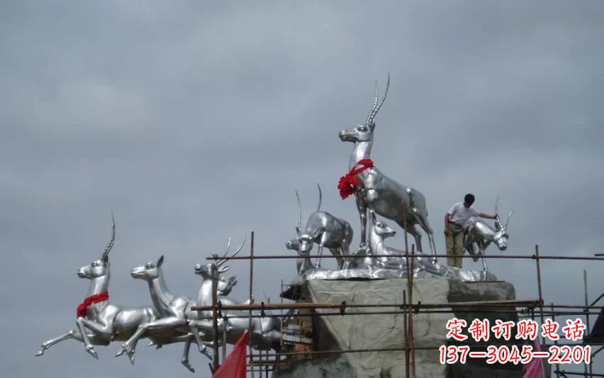 长沙不锈钢动物雕塑——美丽宁静的自然之美