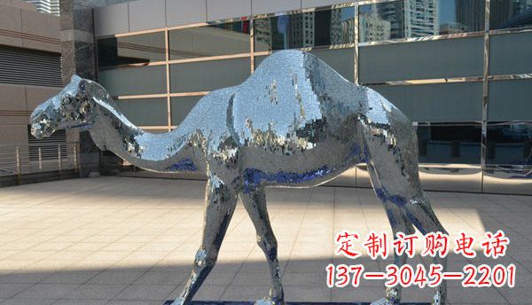 长沙不锈钢骆驼雕塑一种充满浪漫情怀的艺术品