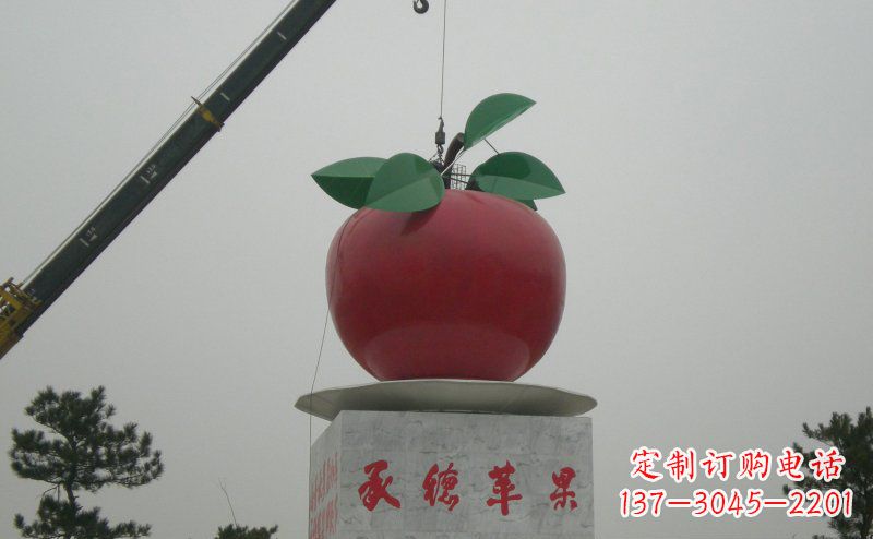 长沙精致不锈钢苹果雕塑
