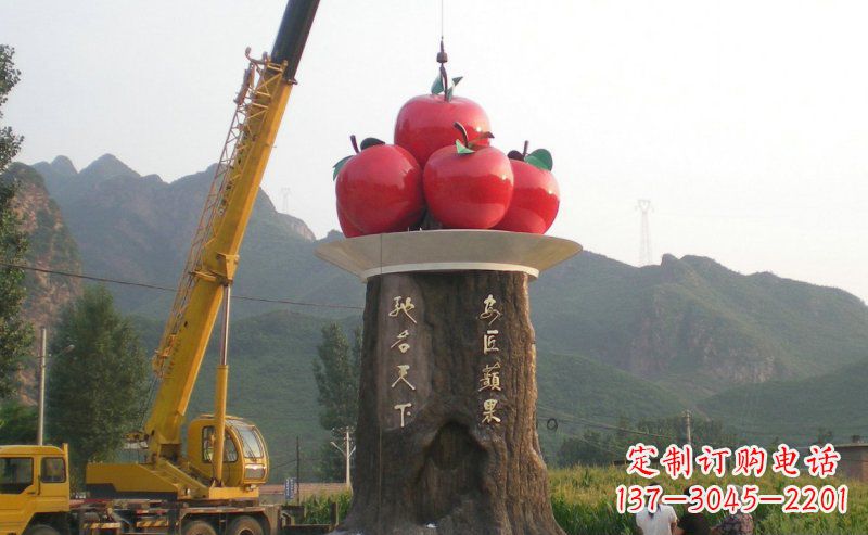 长沙不锈钢苹果雕塑艺术与科技的结合