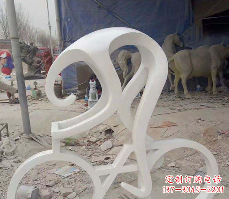 长沙不锈钢自行车雕塑——景观的点缀