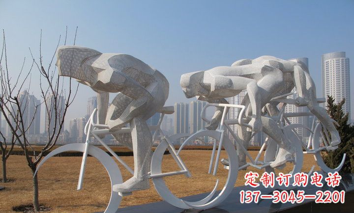 长沙展现运动风采的不锈钢自行车雕塑