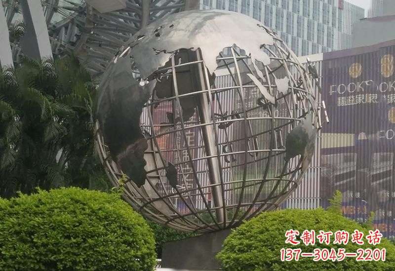 长沙不锈钢地球仪雕塑一个精美的艺术品