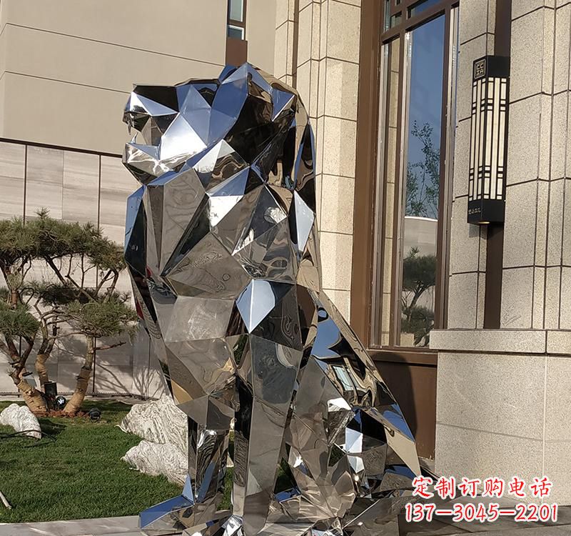 长沙不锈钢狮子雕塑精美而又富有艺术感