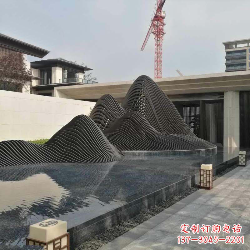 长沙不锈钢铁艺假山艺术性的美化