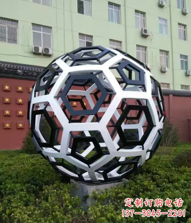 长沙不锈钢足球雕塑缔造校园新风貌