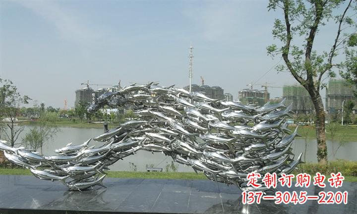 长沙精美动物雕塑点缀不锈钢鱼群公园